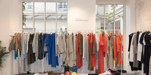 LONDON show ROOMS - Paris Womenswear